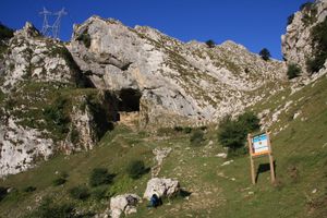 「북쪽 길」에 있는 리사라테와 아이스코리 산.