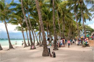 보라카이섬의 화이트 비치