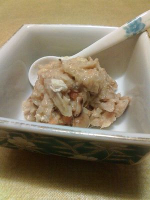 시모츠카레: 콩, 연어 머리, 술지게미를 함께 끓여 만든다. 도치기현의 향토 음식으로 잘 알려져 있다.