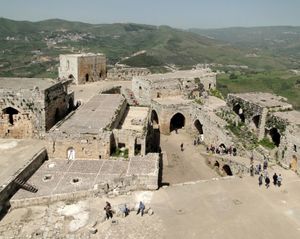 남쪽에서 본 내부 안뜰