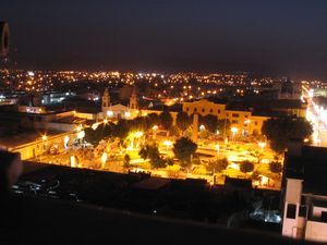 이카의 아르마스 광장 야경