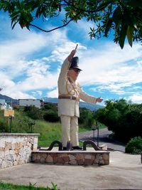 미켈레나, 타치라에 있는 마르코스 페레스 히메네스 동상