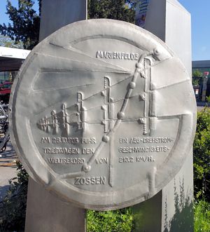 세계 속도 기록을 기념하는 기념비