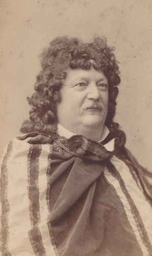 1883년경 의상을 입은 콘라트 페르디난트 마이어