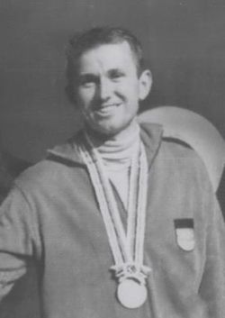 KSV의 클라우스 레르네츠가 1964년 올림픽 장대높이뛰기에서 획득한 동메달 사진.