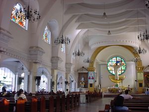 일리간의 성 미카엘 대성당 내부