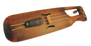 라우노 니에미넨이 제작한 3현 요우힉코.