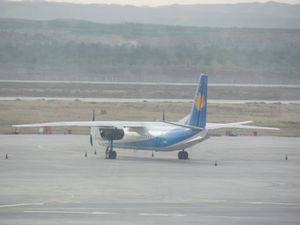 인촨 공항에 있는 조이 에어 MA-60