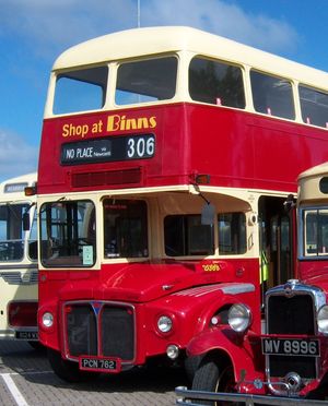 보존된 노던 제너럴 운송 회사 2099번 차량, 내셔널 버스 컴퍼니 이전의 빨간색과 크림색 도색