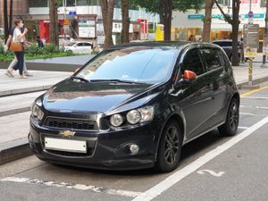 쉐보레 아베오 (해치백) 정측면