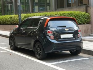 쉐보레 아베오 (해치백) 후측면