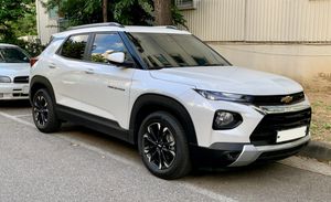 트레일블레이저(정측면)