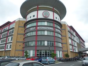 슬랑고르에 있는 HELP International School