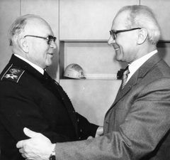 고르시코프와 동독 지도자 에리히 호네커의 회담(1980년)