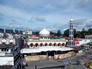 모스크 부키팅기 시내