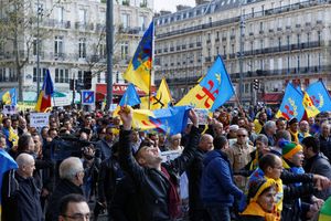 2016년 4월 파리에서 카빌인들의 시위