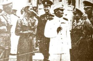 앞줄 왼쪽부터: 아둔 아둔뎃차랏, 세니 프라모트, 프리디 파놈용