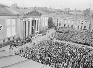 1941년 7월 4일, 비드쿤 크비슬링은 오슬로의 Universitetsplassen에서 노르웨이 군단의 동부 전선 핀란드 참전을 위한 자원병을 모집하기 위한 연설을 했다.