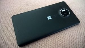 Lumia 950 XL 뒷면