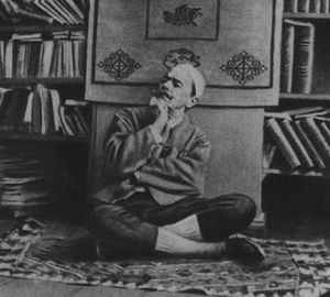 1900년경 사진, 발칸 의상을 입은 카라지알레