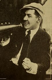 감독 시절의 찰스 패럿(찰리 체이스), 1916