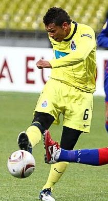 FC 포르투에서 활약하는 과린 (2011)