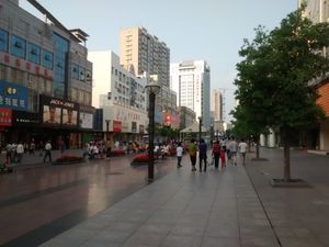 장옌구 시내 보행자 전용 구역 거리