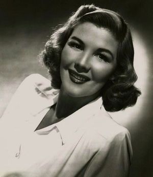 베다 앤 보그, 영화 금발 야만인(Blonde Savage, 1947) 출연 모습