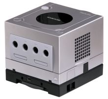 게임큐브에 게임보이 플레이어를 장착한 모습