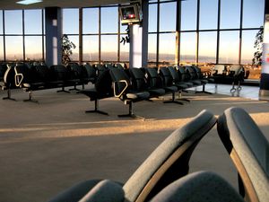 구 터미널의 국내선 출발 및 대기 구역