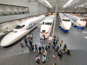 300계 전차의 연결기 수납 실연