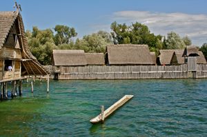 독일 보덴호 언터룰딩겐의 재건된 말뚝주거지역