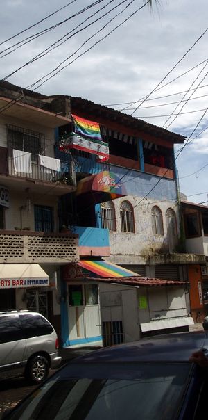 LGBT 관광객이 방문하는 전형적인 게이 클럽 (멕시코·푸에르토바야르타)