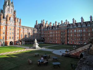 파운더스 빌딩 남쪽 쿼드랭글