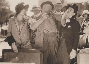 거트루드 애스터 and 타일러 브룩 in 웃는 여자들 (Laughing Ladies) (1925년 영화)