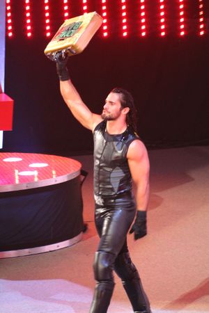 2014년 6월, 세스 롤린스는 쉴드 팀원을 배신하고 다시 한번 오소리티와 제휴했다.