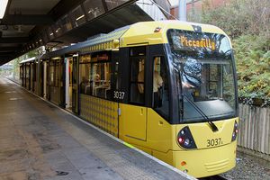 베리 인터체인지의 메트로링크 트램