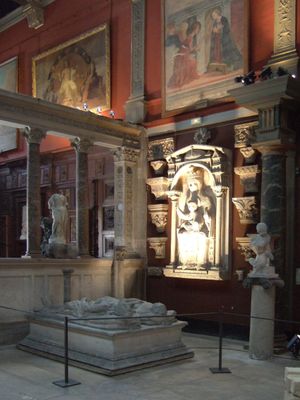 보자르 예배당에 전시된 소장품