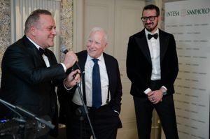 이탈리아 평생 공로상 시상식에서 드레이퍼스(2021)