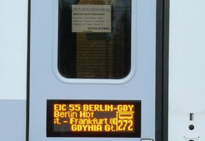 폴란드 PKP 인터시티 열차의 도트 매트릭스 정보 게시판, 베를린에서 그디니아까지 그단스크를 경유하는 노선