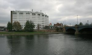 러시클리프 시빅 센터, 웨스트 브리지포드: 1982–2016년 의회 사무소