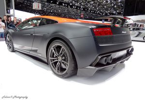 가야르도 LP 570-4 에디치오네 테크니카 후면