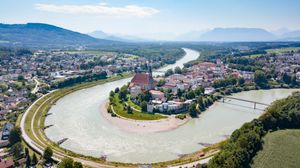 라우펜과 오버른도르프 사이의 하류 잘차흐강