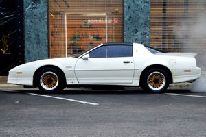 1989년 폰티액 파이어버드 터보 트랜스-암