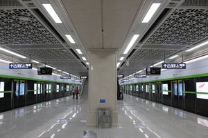 4호선 차이뎬 광장역