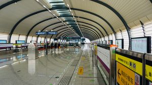 양뤄선의 우후 역