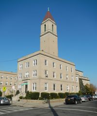 어린 시절 롬바디가 복사로 활동했던 성 마크 가톨릭 교회