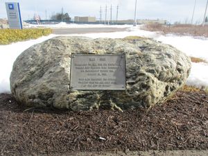 미시간주 밀포드에 있는 GM 시험장(GM Proving Ground)의 노스웨스트 항공 255편 추모비