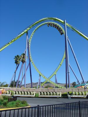 식스 플래그 디스커버리 킹덤; 메두사의 수직 루프