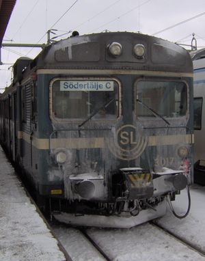 겨울철의 통근 열차 (X1)